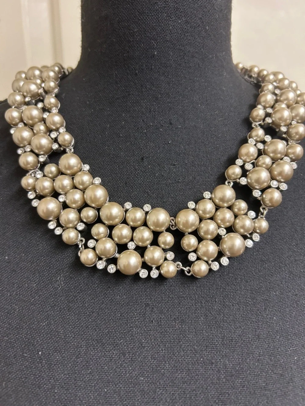 J Crew Clear Rhinestone Crystals and Faux Pearls on a Silver Tone necklace - Picture 3 of 9
